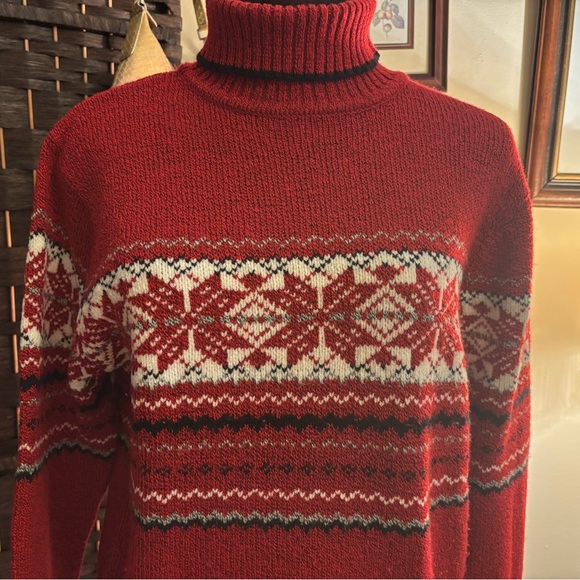 Vintage 70s Red and Black Turtleneck Sweater - Picture 4 of 7